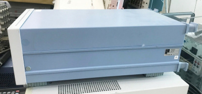Источник постоянного тока и напряжения Yokogawa GS610 программируемый